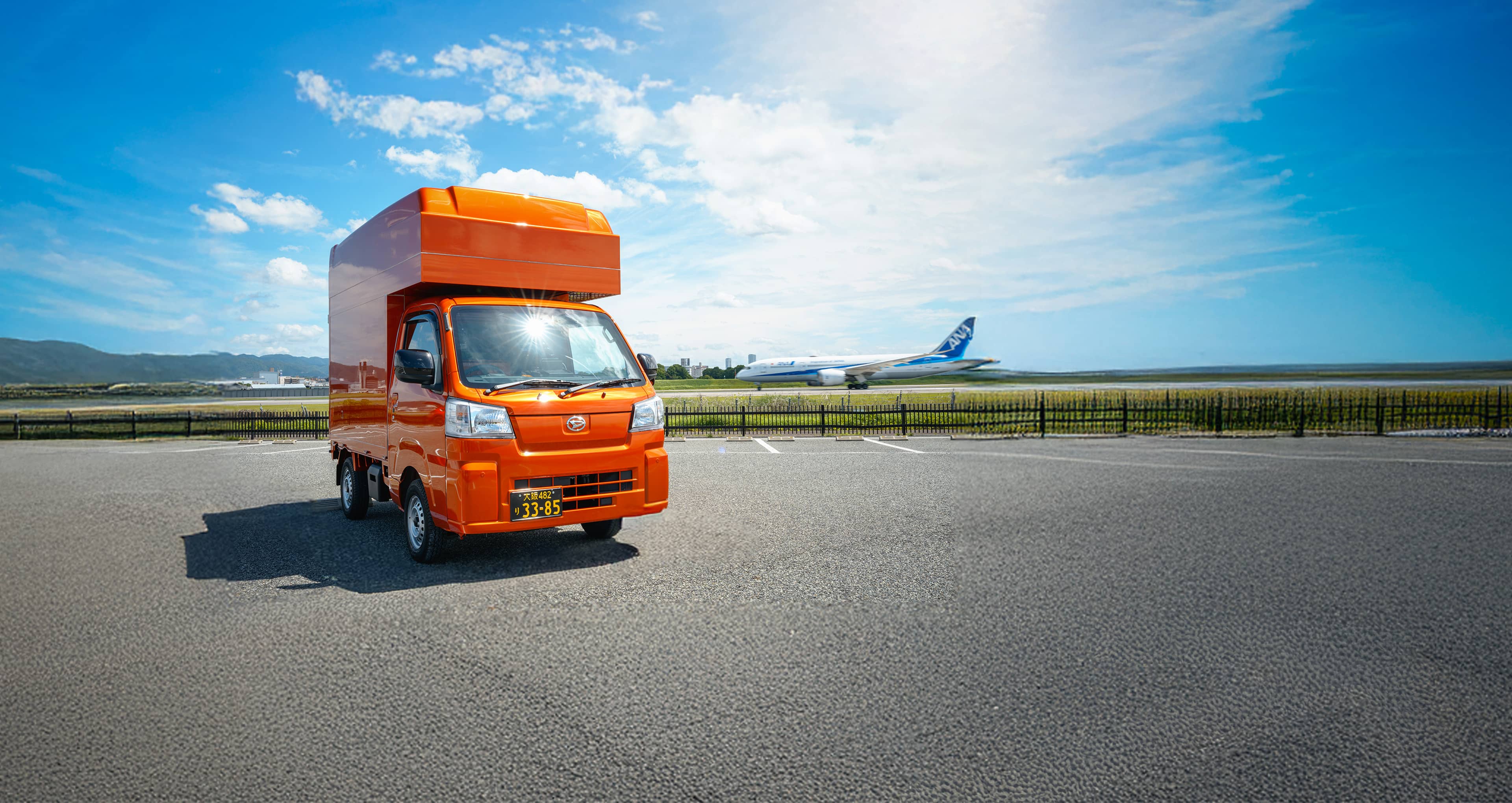 グループ旅行運送のオリジナル軽トラック